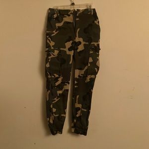 Active USA Camo pants never been worn